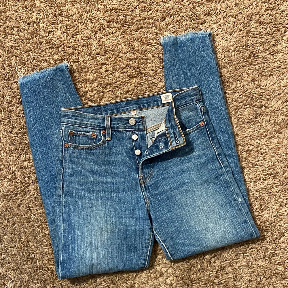 Levi’s Wedgie Straight White Oak Cropped Denim